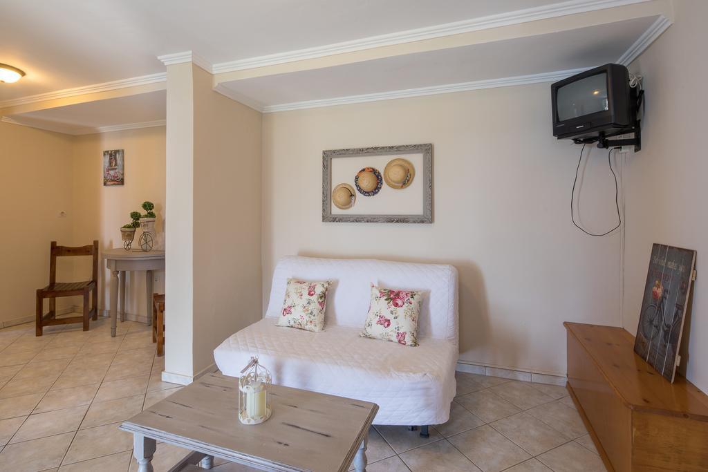 Casa Dei Venti - Sea View Apartments - 100M From The Beach Benitses  Extérieur photo