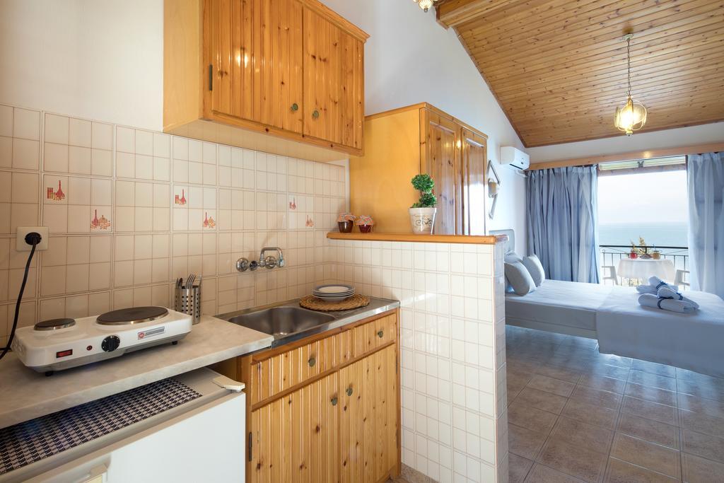Casa Dei Venti - Sea View Apartments - 100M From The Beach Benitses  Extérieur photo
